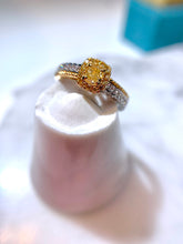將圖片載入圖庫檢視器 18K金黃鑽石戒指
