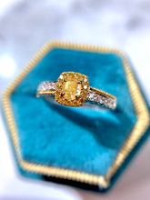 將圖片載入圖庫檢視器 18K金黃鑽石戒指